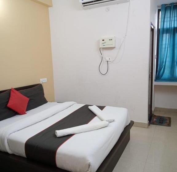 Hotel Lily Grand By Gds