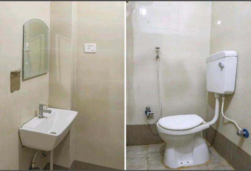 Hotel Lily Grand By Gds