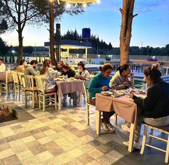 فندق Well Life Bungalovs