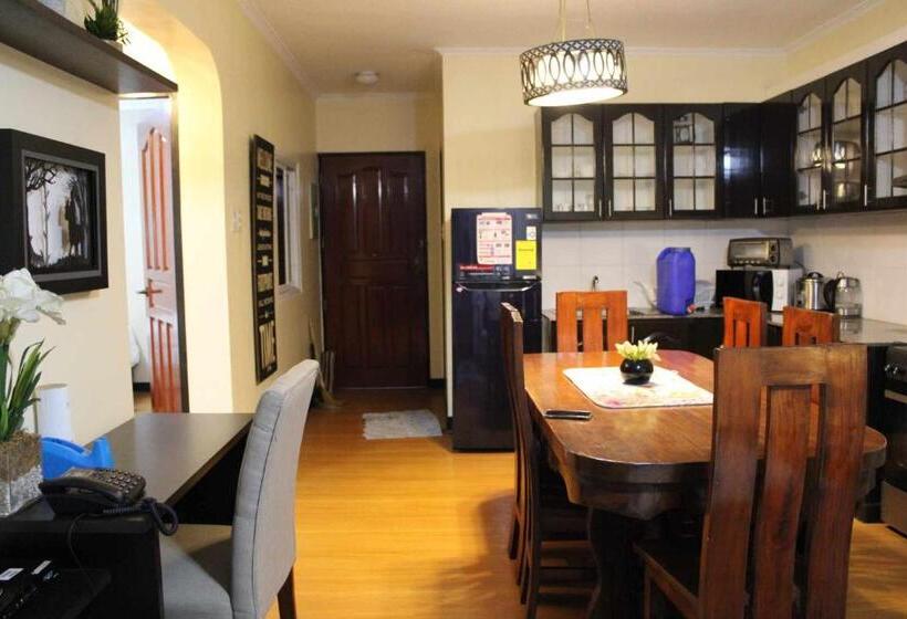 Kaias Transient & Condotels   539 Albergo