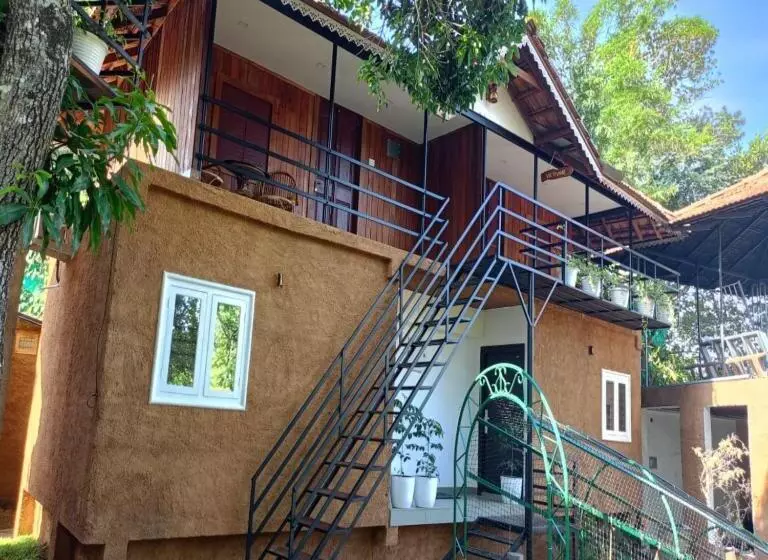 Mystery Maze Resort And Spa