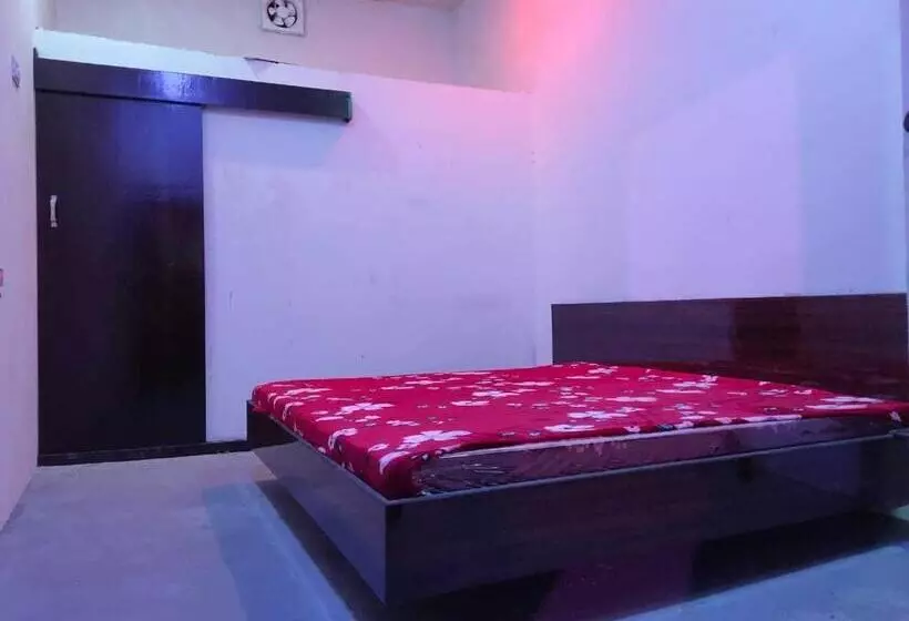 Oyo Av Hotel And Restaurant