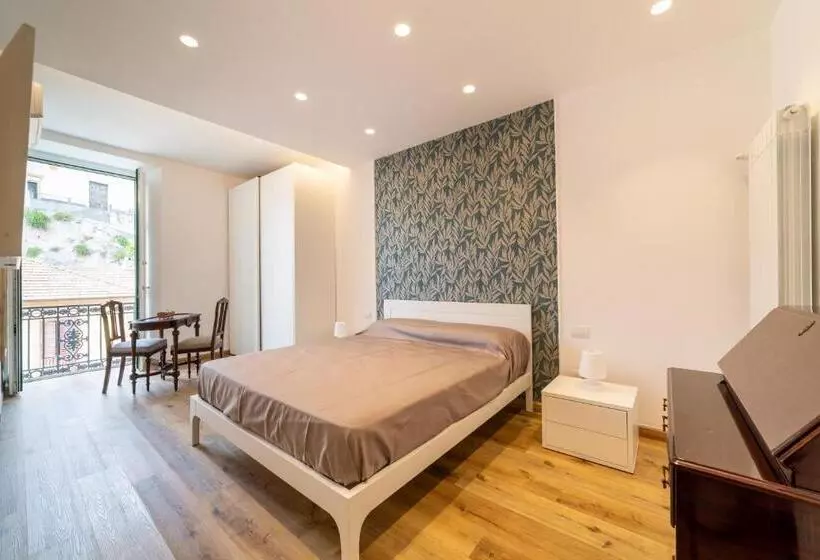 Majatalo Reginna Lighthouse