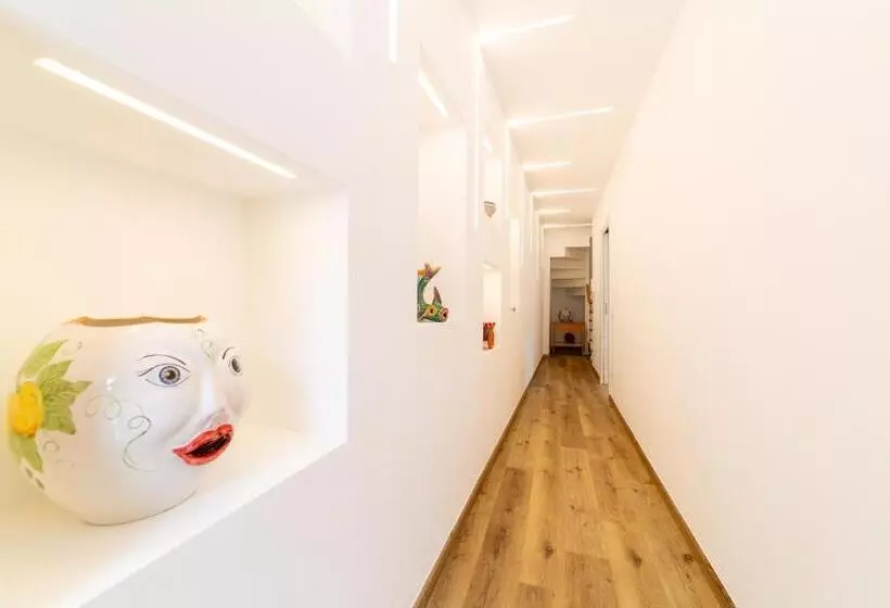 Majatalo Reginna Lighthouse