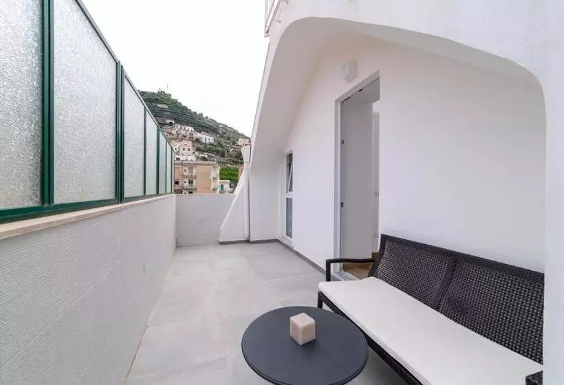 Majatalo Reginna Lighthouse