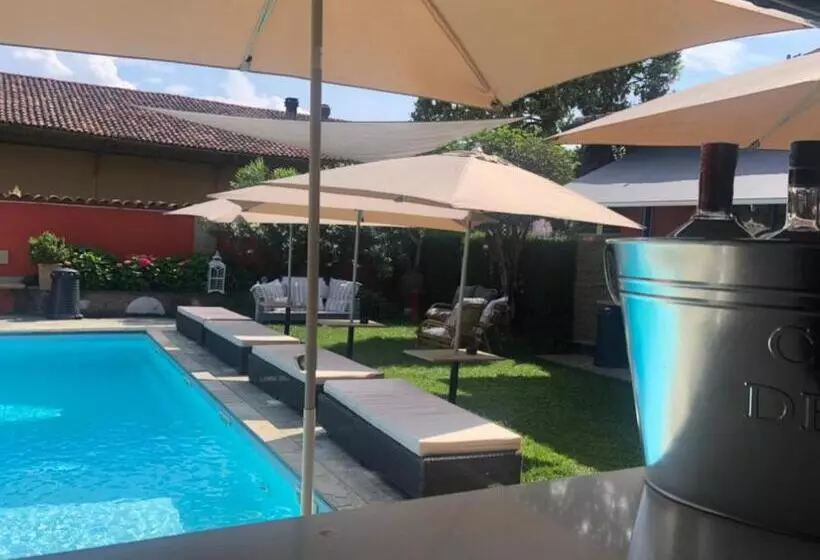 ペンション B&b Villa La Canonica A Padernello