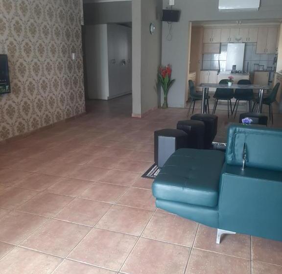 ペンション Villa43guesthouse