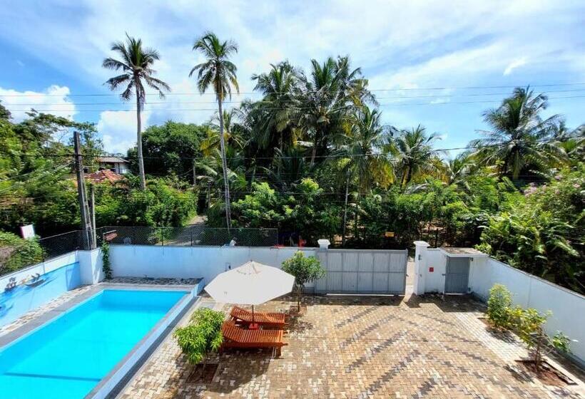 Majatalo Y &y Guesthouse