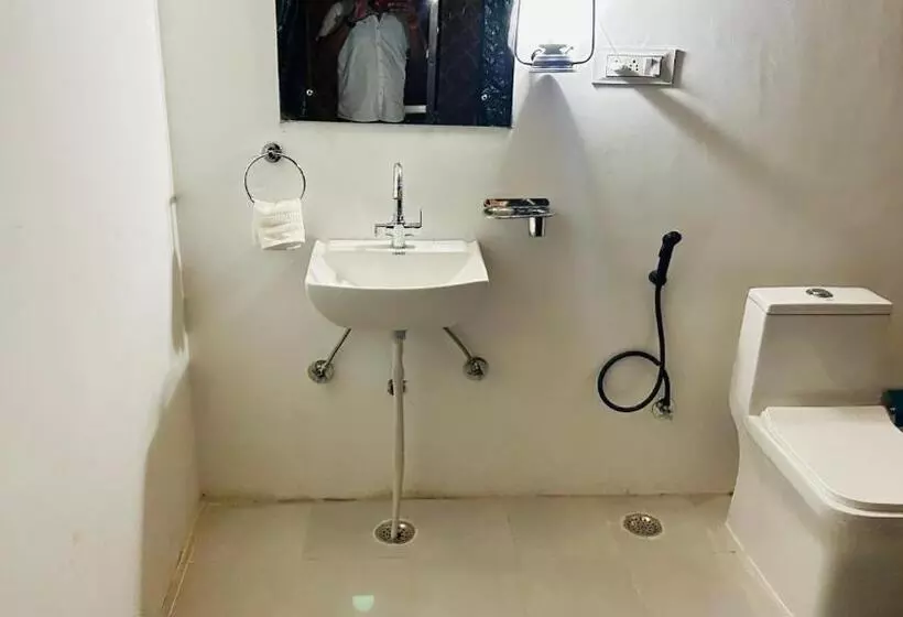 Pritampalace Resort