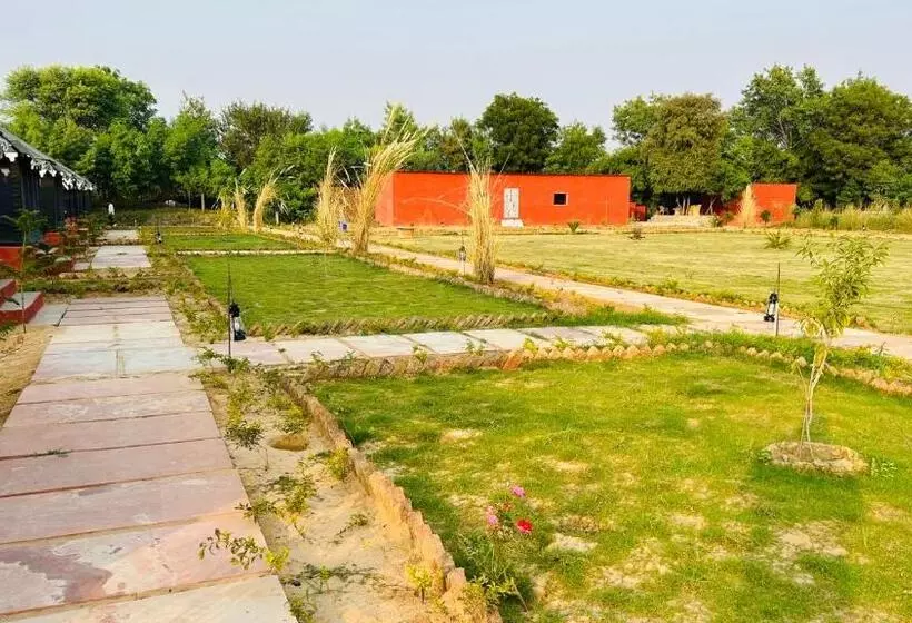 Pritampalace Resort