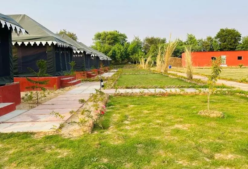 Pritampalace Resort