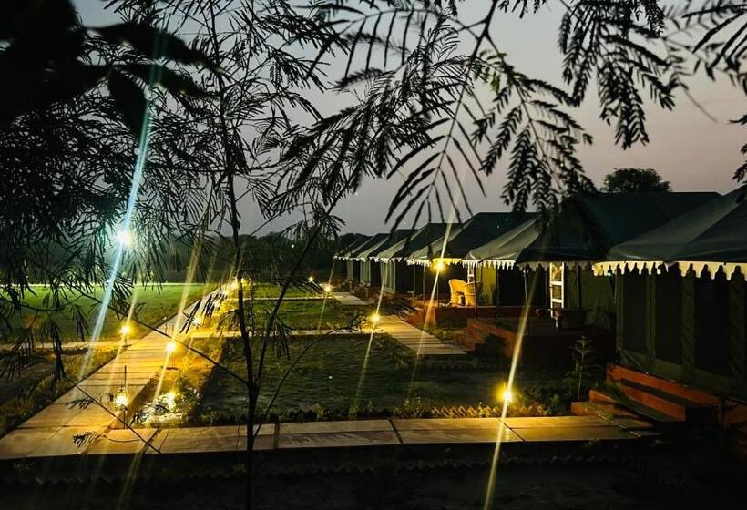 Pritampalace Resort