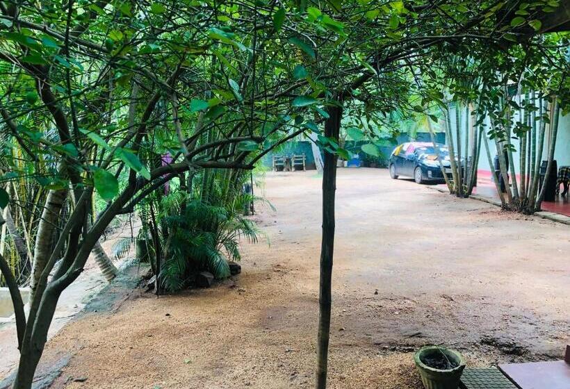 River Garden Hotel Anuradhapura