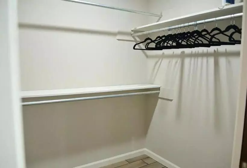 ユースホステル San Antonio: Fully Furnished 4br Perfect For Fams