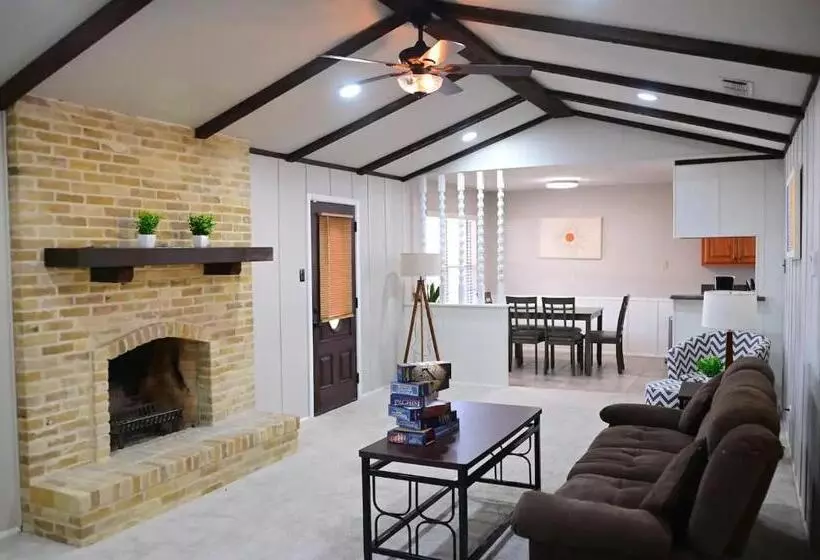 ユースホステル San Antonio: Fully Furnished 4br Perfect For Fams