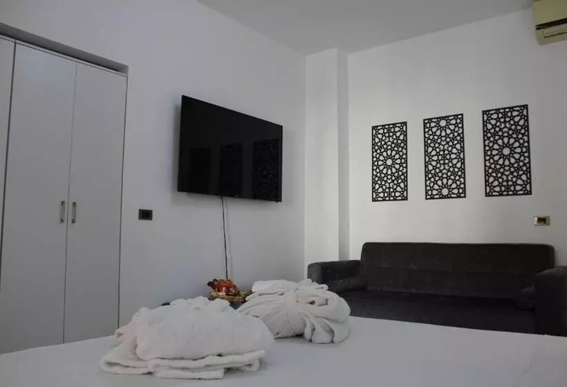 Apartment Inside 5 Star Hotel Private Beach With Reef