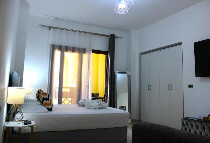 Apartment Inside 5 Star Hotel Private Beach With Reef