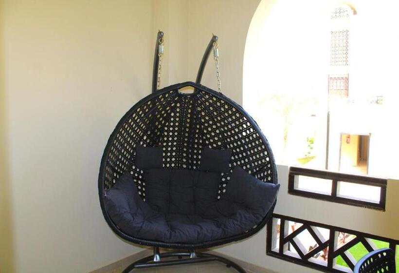 Apartment Inside 5 Star Hotel Private Beach With Reef