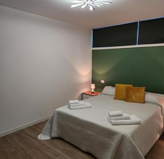 تختخواب و صبحانه Casa Cleo