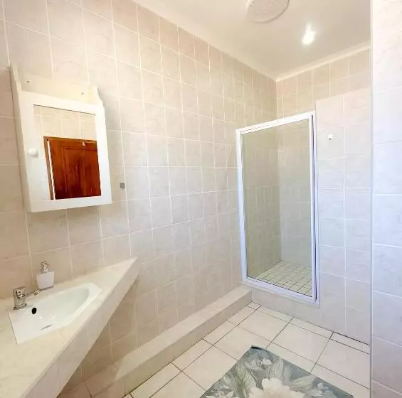 Aamiaismajoitus (B&B) Tarkshay Hospitality