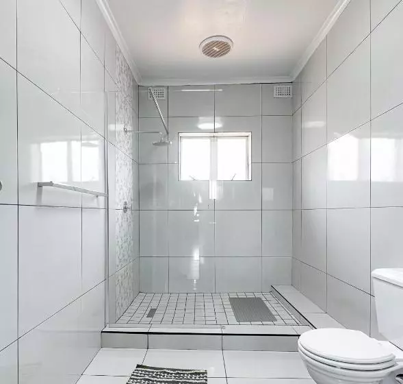 Aamiaismajoitus (B&B) Tarkshay Hospitality