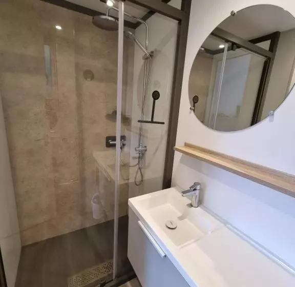 ベッドアンドブレックファースト Tiny House Aan Het Zuidlaardermeer   Vlakbij Groningen