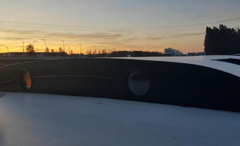 تختخواب و صبحانه Whole Wheelhouse Euphrate Houseboat