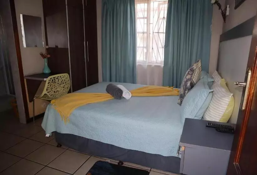 Enhle Bed And Breakfast