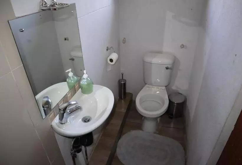 Enhle Bed And Breakfast