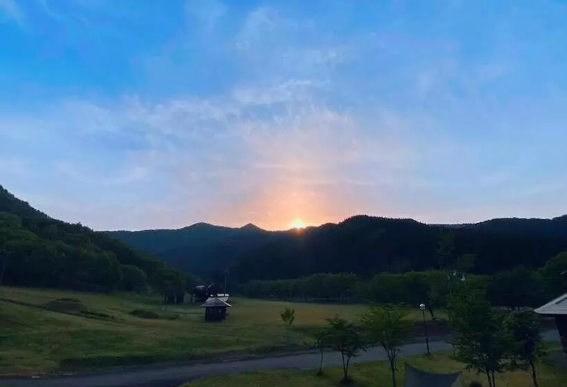 ホテル シェーネスハイム金山