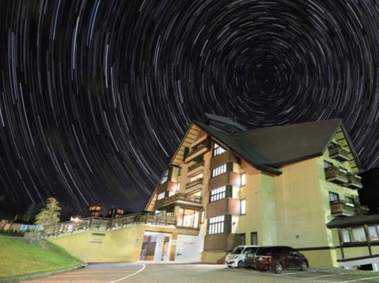 هتل シェーネスハイム金山