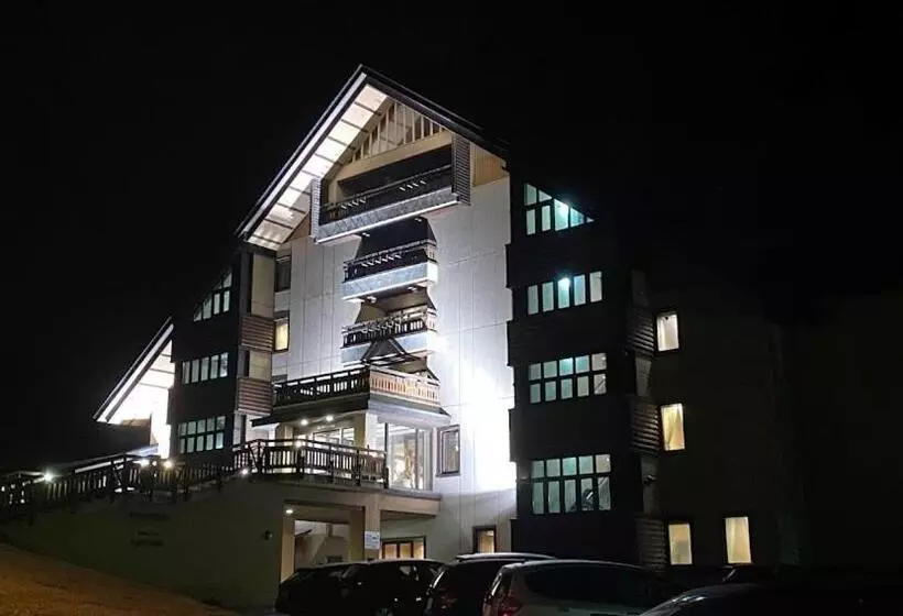 ホテル シェーネスハイム金山