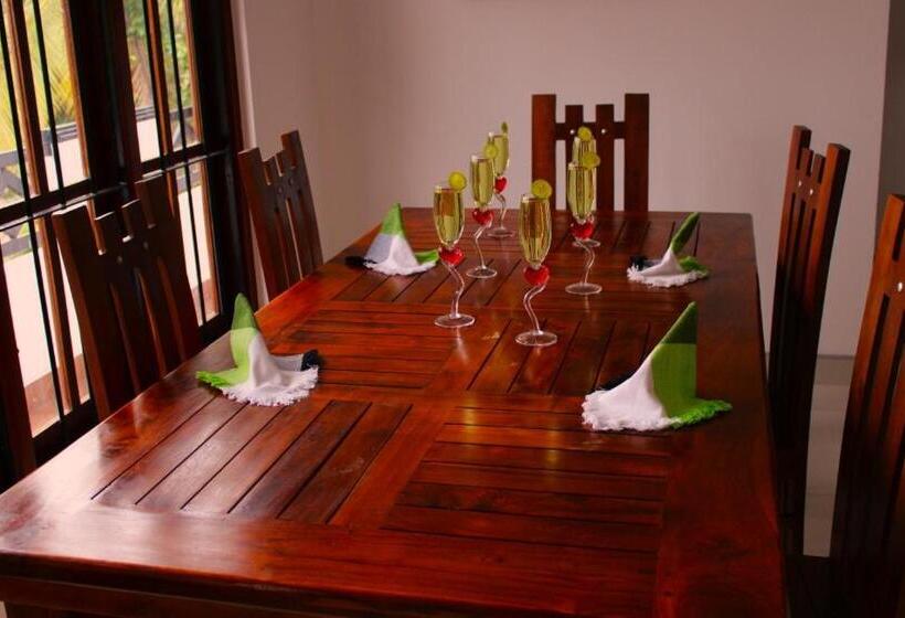 酒店 Greenpath At Airport Reach