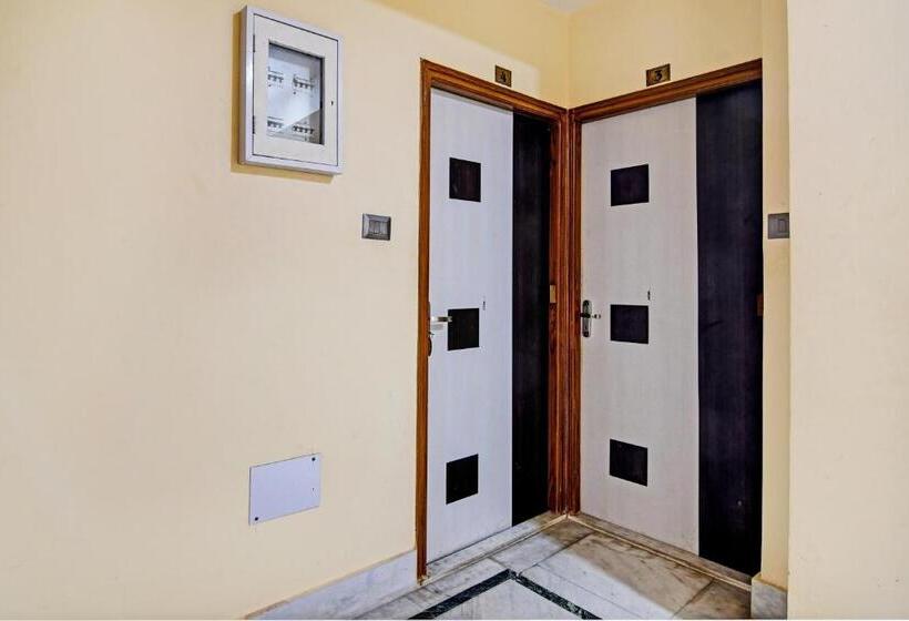 호텔 Oyo Nirmal Guest House