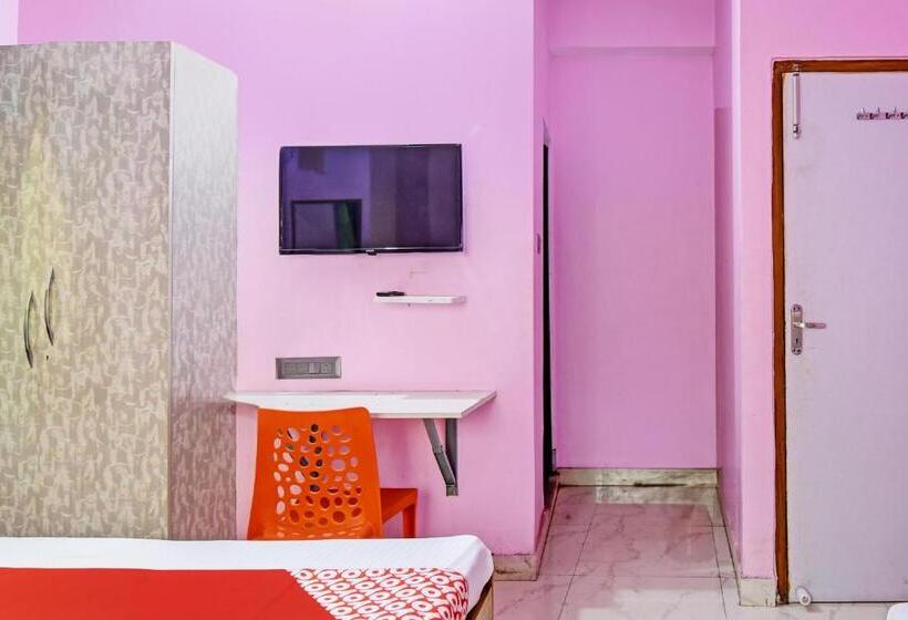 호텔 Oyo Nirmal Guest House