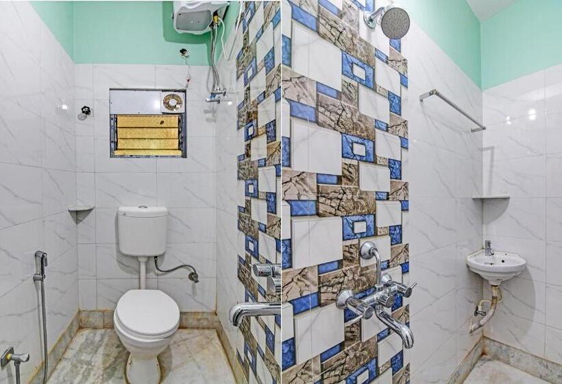 호텔 Oyo Nirmal Guest House