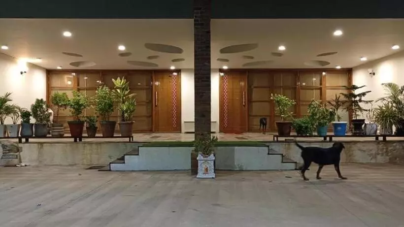 ホテル Ratanba Farms