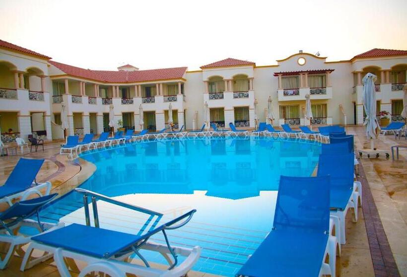 هتل Royal Club 24 Hours All Inclusive   Marina Sharm