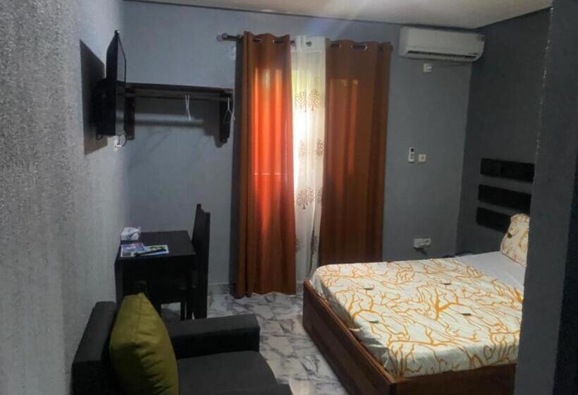 هتل Sunrise Center Bonapriso 104