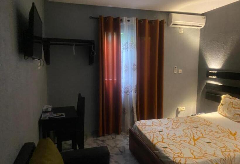 هتل Sunrise Center Bonapriso 104