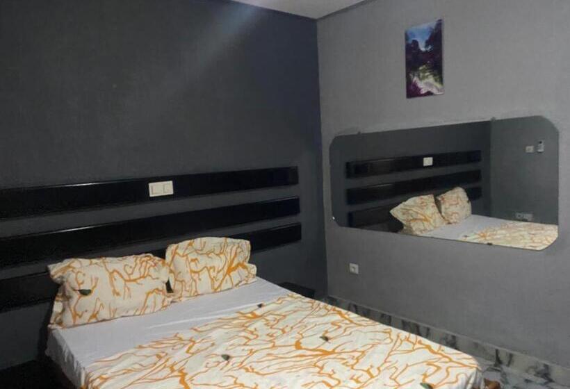 هتل Sunrise Center Bonapriso 104