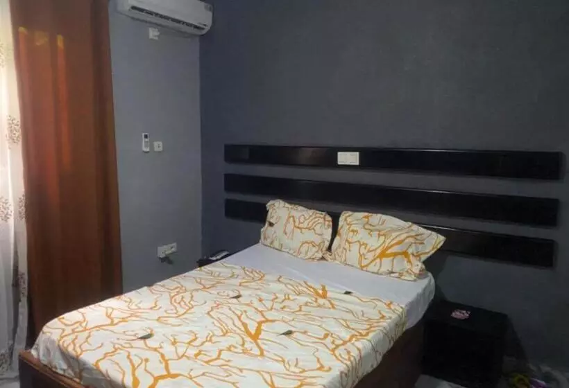 هتل Sunrise Center Bonapriso 104