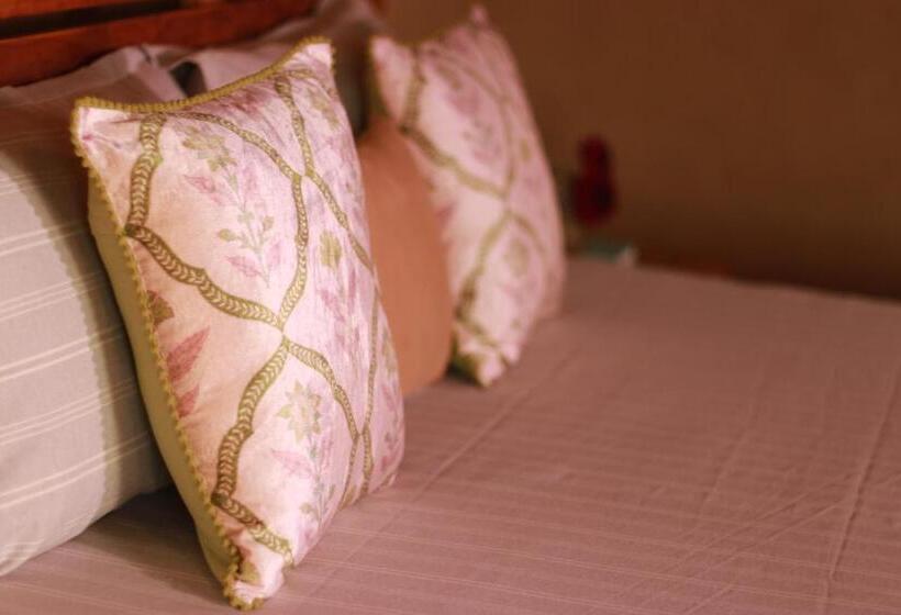 酒店 The Goat Village