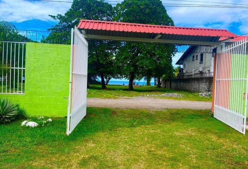 هتل Vista Al Cayo