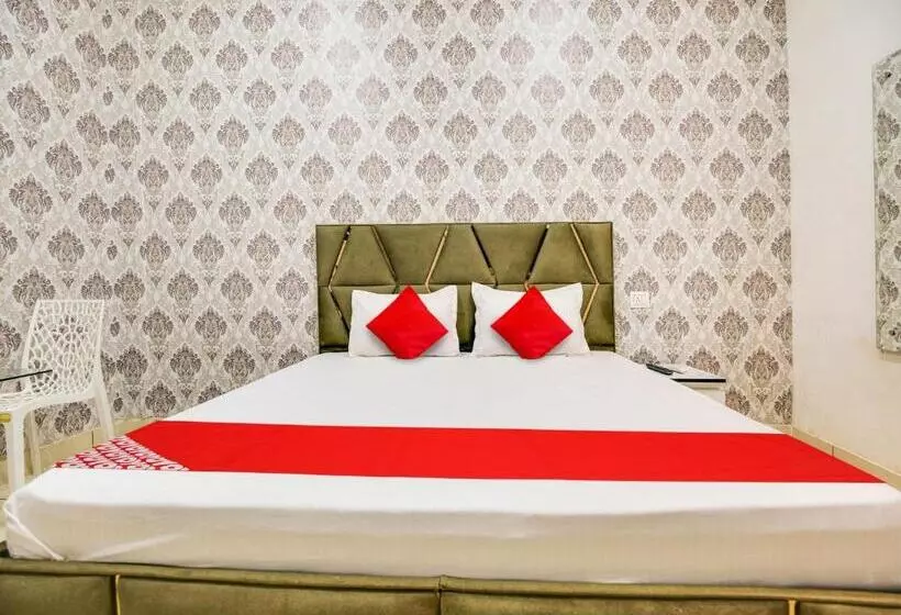 Oyo Hotel Mannat Residency