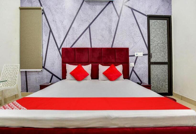 Oyo Hotel Mannat Residency