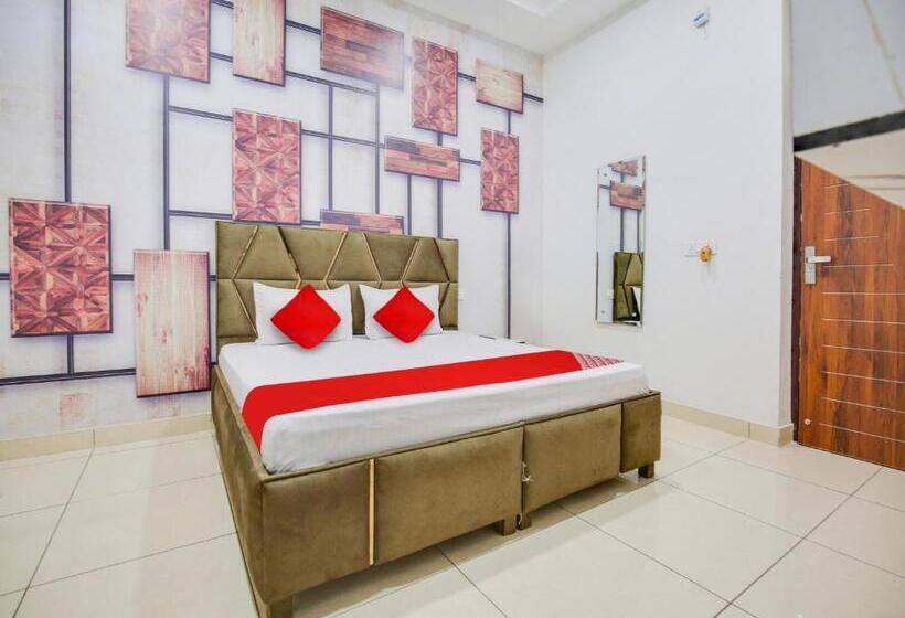 Oyo Hotel Mannat Residency