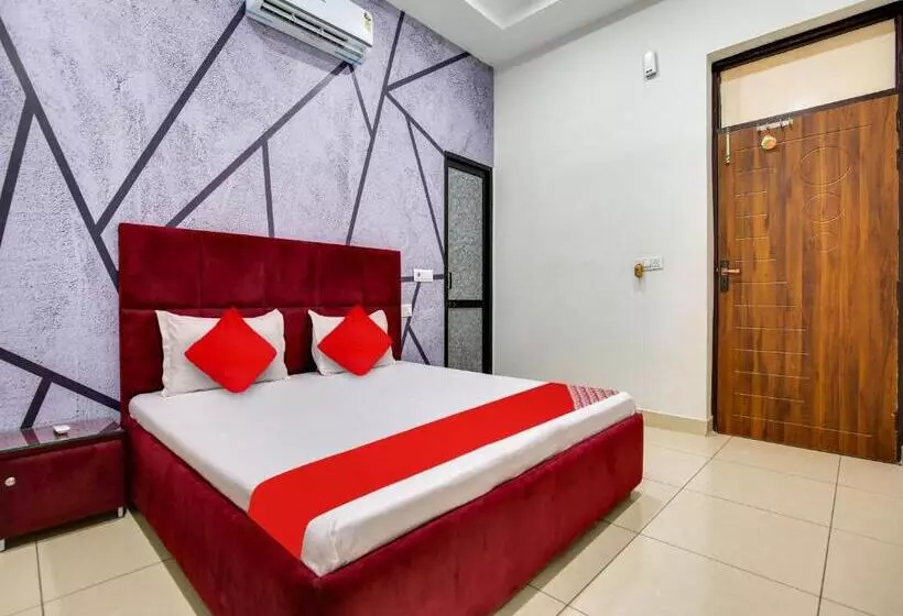 Oyo Hotel Mannat Residency