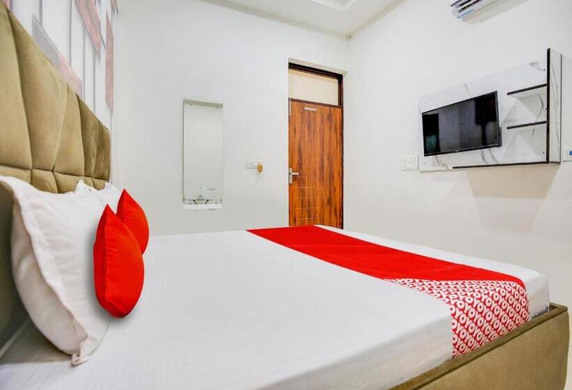Oyo Hotel Mannat Residency