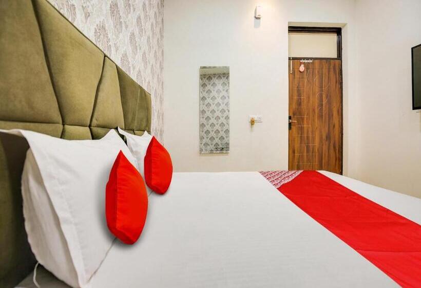 Oyo Hotel Mannat Residency